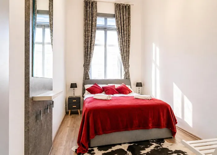 Superbly 9 Complex Ideal For 25 People Apartment