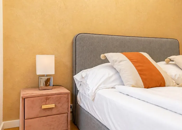 Superbly 9 Complex Ideal For 25 People * Vienna