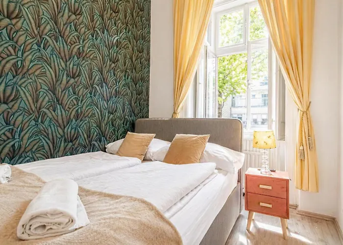 Superbly 9 Complex Ideal For 25 People Apartment Vienna