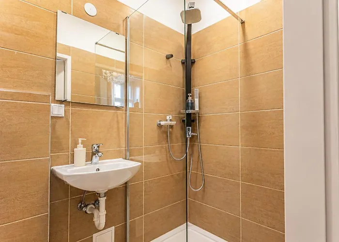 Daire Superbly 9 Complex Ideal For 25 People